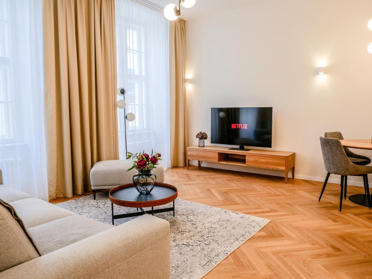 Laurinska 1 Apartments Bratislava Exterior foto