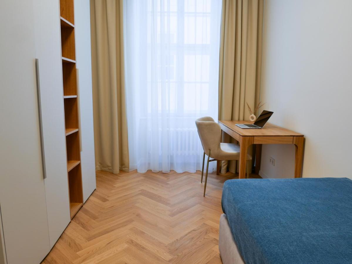 Laurinska 1 Apartments Bratislava Exterior foto